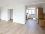 Generalsanierte Dachgeschoß Wohnung bereit für Ihren Einzug!