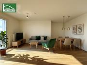 Geräumige 2 Zimmer Wohnung inkl. Einbauküche und Freifläche!