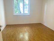 Geräumige 3 Zimmer Wohnung mit Balkon in 8020 zu mieten!