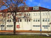 Geräumige 3 Zimmer Wohnung mit Laminatboden und Bad mit...