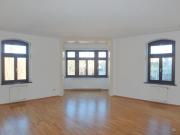 Geräumige 3 Zimmer Wohnung mit Parkettboden und...