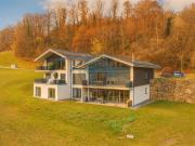 Geräumige 4,5 Zimmer Wohnung im Gartengeschoss