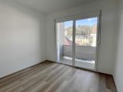 Geräumige 4,5 Zimmer Wohnung mit Loggia zur Miete Nähe...
