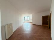 geräumige 4 RWE mit Fahrstuhl und offener Küche !