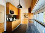 Geräumige 4 Zimmer Wohnung, inkl. Terrasse und Garagenplatz Geräumige 4 Zimmer Wohnung, inkl. Terrasse und Garagenplatz