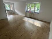 Geräumige 4 Zimmer Wohnung mit Balkon in Düsseldorf Geräumige 4 Zimmer Wohnung mit Balkon in Düsseldorf