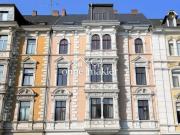 Geräumige 4 Zimmer Wohnung mit idealer Verkehrsanbindung