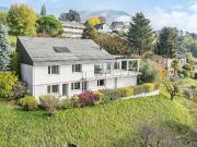 Geräumige 8.5 Zimmer Villa, Standing & Aussicht