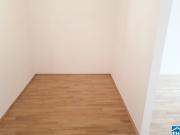 Geräumige Dachgeschosswohnung mit Balkon im Herzen...