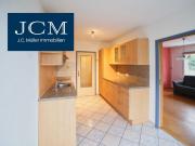 Geräumige EG 3 ZKB WHG mit EBK, Terrasse, Garten und TG...