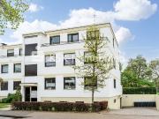 Geräumige Etagenwohnung im 1. Obergeschoss mit Terrasse...