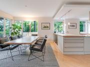 Geräumige, exklusive und gepflegte 5 Raum Wohnung