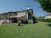 Geräumige, freistehende Villa in idealer Lage in Uvrier