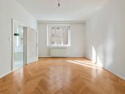 Geräumige Innenstadtwohnung mit Balkon