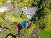 Geräumige, modulare Familienvilla mit Swimmingpool am...
