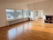 Geräumige Wohnung am Bandelberg mit Loggia, Kamin, Küche...