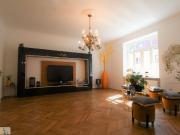 Geräumige Wohnung auf 2 Ebenen mit großem Gartenanteil...