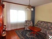 Geräumiges Einfamilienhaus am Stadtrand mit Nebengebäude !