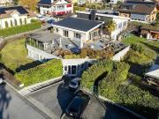 Geräumiges Einfamilienhaus mit Arztpraxis