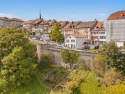 Geräumiges Stadthaus + Gewerbefläche