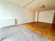 Geräumiges und helles WG Zimmer 27m²