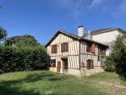 GERS—PROCHE MONTREAL DU GERS—MAISON EN COLOMBAGE AVEC JARDIN