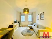 Geschmackvoll eingerichtete 2 Zimmer Wohnung in ruhiger Lage