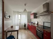 Geschmackvolle möblierte 3 Zimmer Wohnung mit EBK in...