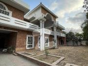 Get This Amazing 1000 Square Yards House Available In...