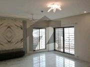 Get Your Hands On Flat In Lahore Best Area