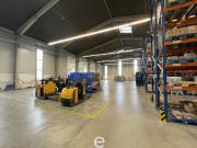 Gewerbeliegenschaft mit Lager und Bürofläche in Linz