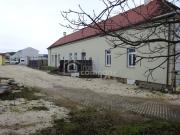 Gewerbeobjekt im Bezirk Hollabrunn steht zum Verkauf...