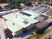 Gewerbeobjekt mit Lagerhallen und Bürotrakt sowie...