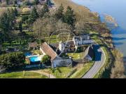 Gien Loiret – Manoir 1218m² 14 chambres face à la Loir....