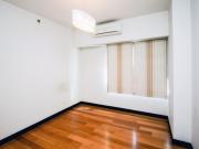 Gigantic 3 Bedroom Condominium Unit for Rent