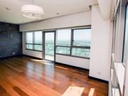 Gigantic 3 Bedroom Condominium Unit for Rent