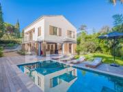 Gigaro: plage à pied et domaine sécurisé