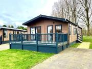 Gilberdyke, East Riding Of Yorkshire, 2 Bedroom Lodge