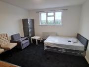 Girton Close, Northolt UB5 Studio to rent £1,150 pcm £265 pw