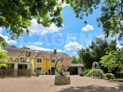 Maison 30 pièces 807 m²