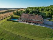 Gîte dans grange rénovée en Périgord avec vue sur golf...