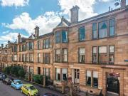 Glencairn Drive, Pollokshields, 2 Bedroom Apartment