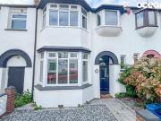 Glendale Gardens, Leigh On Sea SS9, 4 bedroom end...