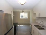 Glenhaven Manor 1 Bedroom Apartment for Rent at 11038...