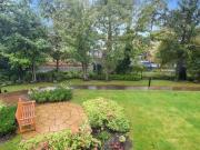 Glenhills Court, Little Glen Road, 2 Bedroom Apartment