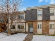 Glenmore Gardens Townhomes & Coachhomes