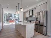 Glenora 4 Plex 1 Bedroom Apartment for Rent at 13802 103...