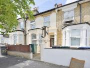 Glenthorne Road,Friern Barnet, London. 2 bed apartment...