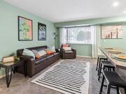 Glenwood Apartments 3 Bed 2 Bath for 3 People rate per...