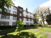 Gloucester Court, Kew Road, Kew Gardens TW9, 1 bed flat...